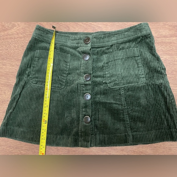 Zara TRF Collection Corduroy SKIRT Womens Size L Olive Green Button Front Pocket - Picture 4 of 5